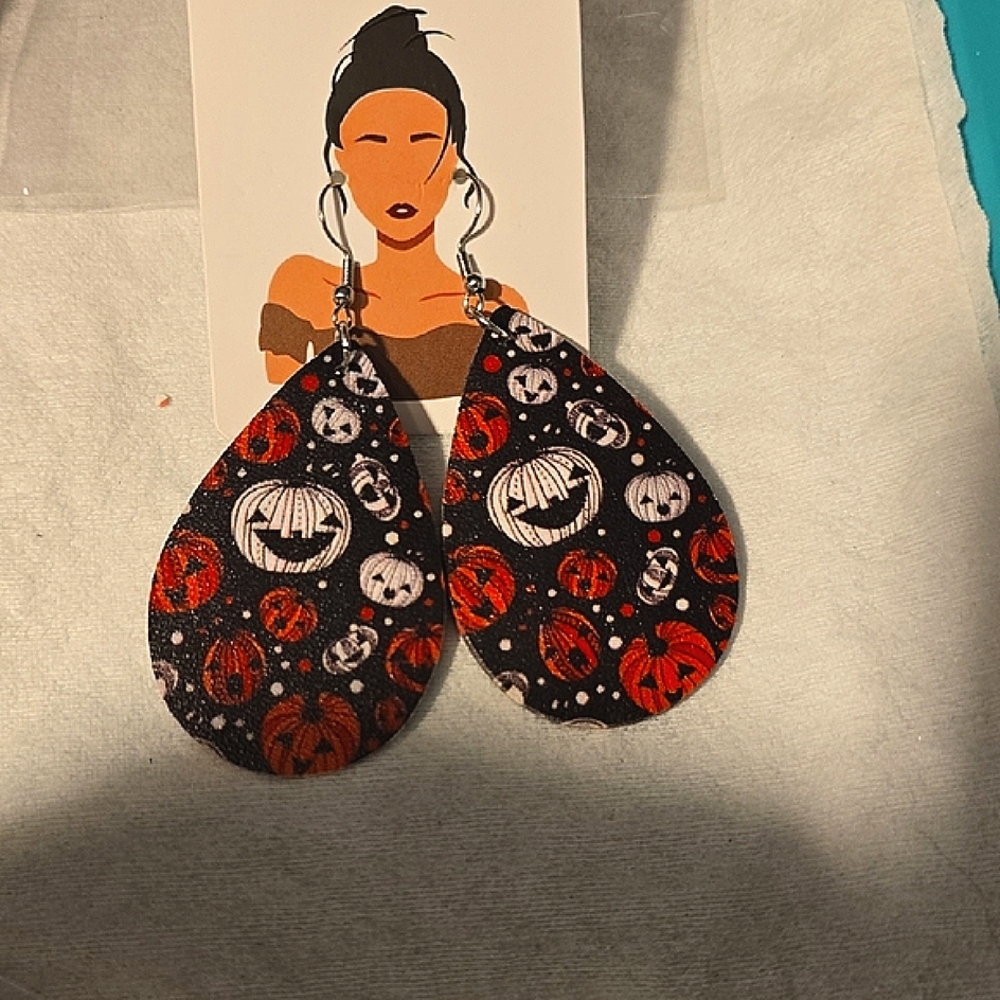 Spooky Pumpkin Earrings